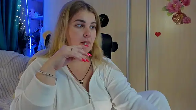 CoraSwon online show from 16, 3, 2026