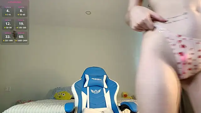 Snapshot of Naomi_52 chatting on 23, 3, 2025 Naomi 52 online show from 23, 3, 2025