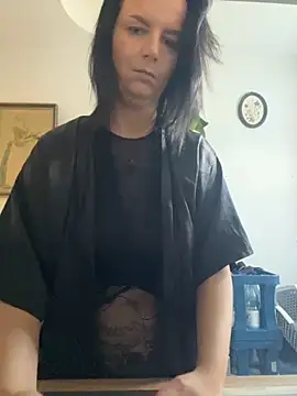 Snapshot of Off__Melonenmandy chatting on 5, 10, 2025 Off Melonenmandy online show from 5, 10, 2025