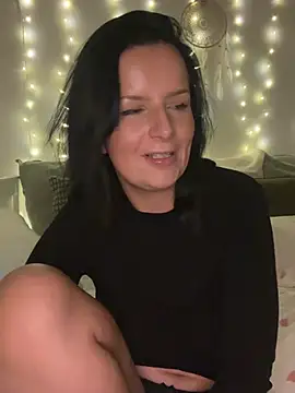 Snapshot of Off__Melonenmandy chatting on 13, 2, 2026 Off Melonenmandy online show from 13, 2, 2026