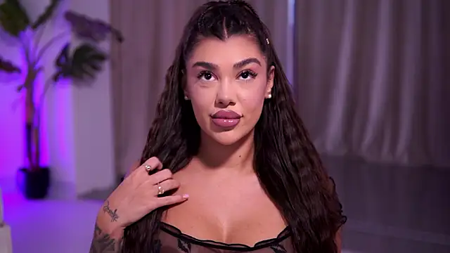 Snapshot of NatyDesiree chatting on 23, 2, 2026 NatyDesiree online show from 23, 2, 2026