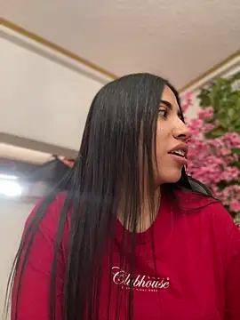 Snapshot of SaritaHot_69 chatting on 21, 12, 2024 SaritaHot 69 online show from 21, 12, 2024