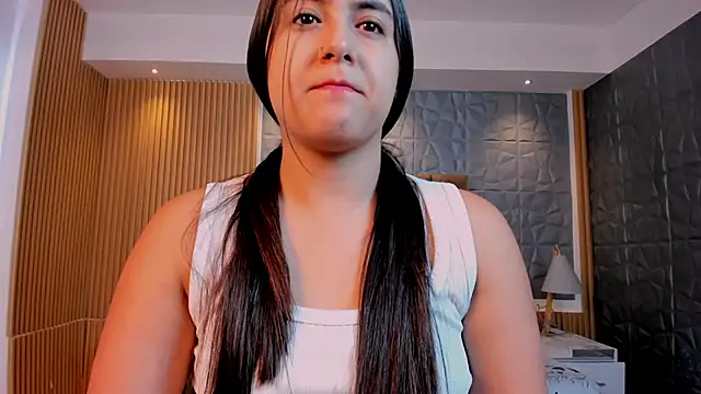 paulina sweett  online show from 19, 6, 2026