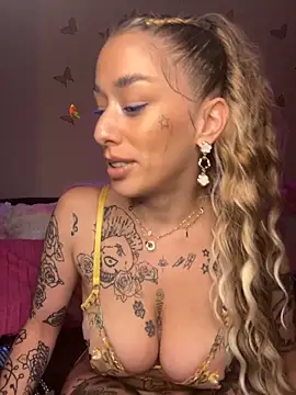 Chachou000 online show from 23, 9, 2025