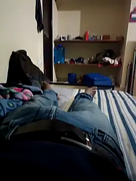 Snapshot of Boy3212 chatting on 24, 12, 2024 Boy3212 online show from 24, 12, 2024