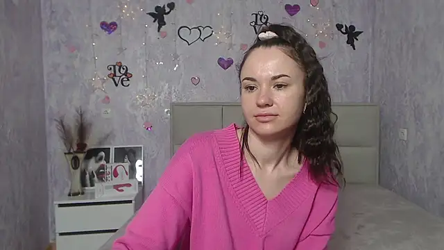 Snapshot of KaraCriegs chatting on 3, 3, 2025 KaraCriegs online show from 3, 3, 2025