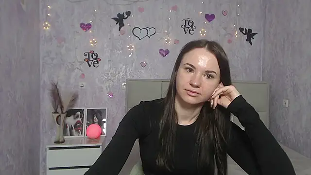 Snapshot of KaraCriegs chatting on 9, 3, 2025 KaraCriegs online show from 9, 3, 2025