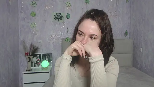 Snapshot of KaraCriegs chatting on 14, 3, 2025 KaraCriegs online show from 14, 3, 2025