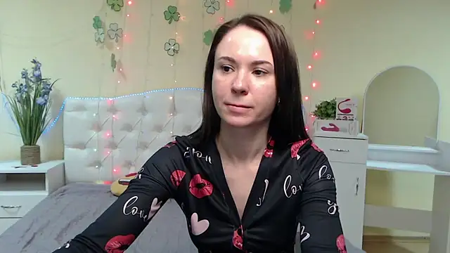 Snapshot of KaraCriegs chatting on 16, 3, 2025 KaraCriegs online show from 16, 3, 2025