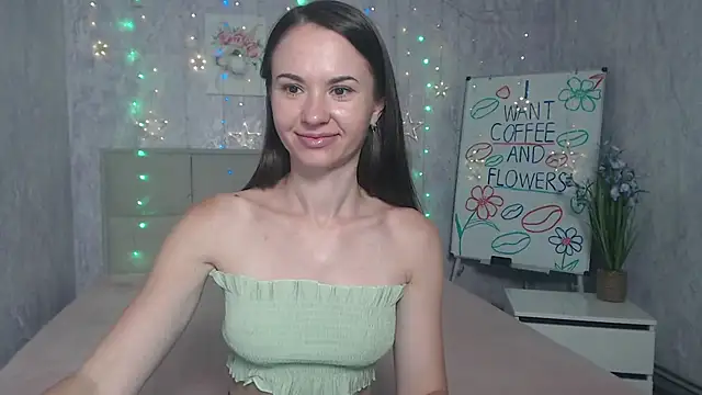 Snapshot of KaraCriegs chatting on 15, 9, 2025 KaraCriegs online show from 15, 9, 2025