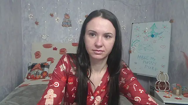 Snapshot of KaraCriegs chatting on 1, 12, 2025 KaraCriegs online show from 1, 12, 2025