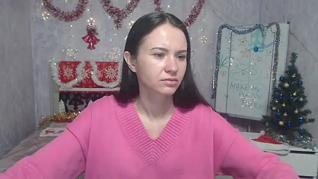 Snapshot of KaraCriegs chatting on 3, 12, 2025 KaraCriegs online show from 3, 12, 2025