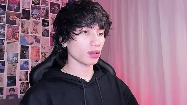 Snapshot of liamelf chatting on 14, 1, 2025 liamelf online show from 14, 1, 2025