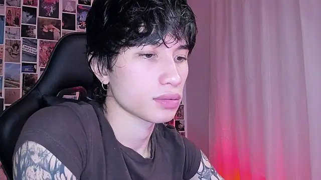 Snapshot of liamelf chatting on 13, 2, 2025 liamelf online show from 13, 2, 2025