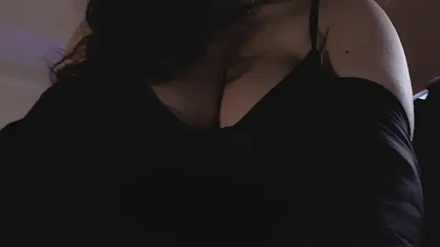 Snapshot of Laura_Karamazov chatting on 25, 2, 2026 Laura Karamazov online show from 25, 2, 2026