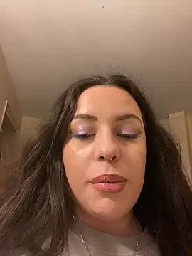 Snapshot of milkyhonybaby chatting on 7, 3, 2025 milkyhonybaby online show from 7, 3, 2025