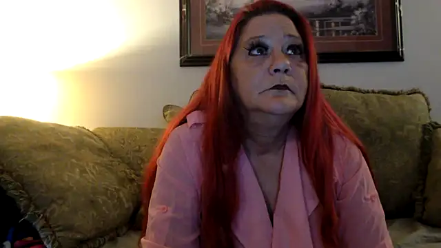 Snapshot of LexxiLeeds chatting on 12, 10, 2025 LexxiLeeds online show from 12, 10, 2025