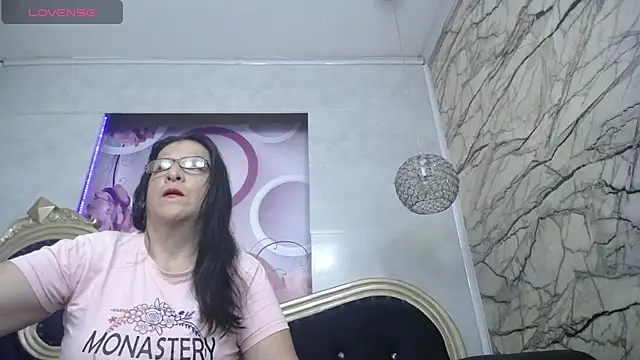 Snapshot of karito_mature17 chatting on 15, 6, 2026 karito mature17 online show from 15, 6, 2026