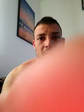 Snapshot of Zoltanioan26 chatting on 3, 4, 2026 Zoltanioan26 online show from 3, 4, 2026