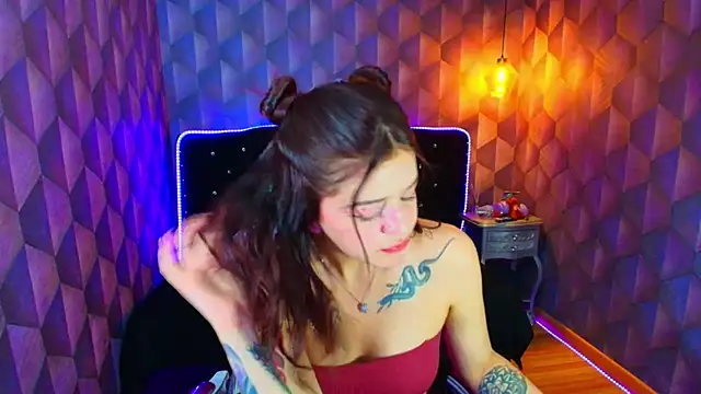 LiaHarryis online show from 14, 2, 2026