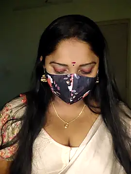 Snapshot of vani-09 chatting on 4, 12, 2025 vani-09 online show from 4, 12, 2025