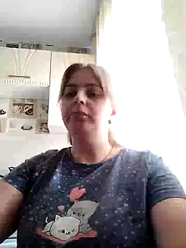 Lady nice cat online show from 22, 2, 2025