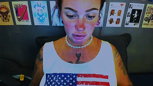 EllieOz online show from 13, 4, 2026