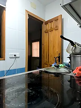 Snapshot of Mistik_red chatting on 30, 9, 2025 Mistik red online show from 30, 9, 2025