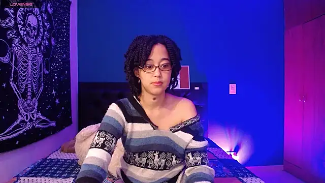 Snapshot of ela_0 chatting on 18, 10, 2025 ela 0 online show from 18, 10, 2025