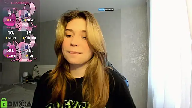 SweetMonicka online show from 10, 3, 2025