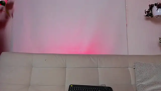 roselinedior online show from 29, 1, 2025