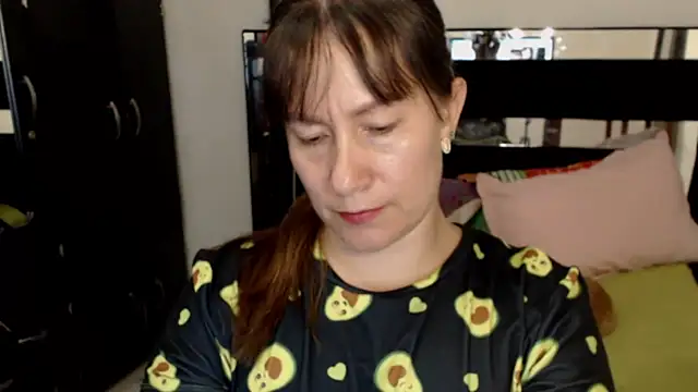 Snapshot of CATRINA-83 chatting on 5, 2, 2026 CATRINA-83 online show from 5, 2, 2026