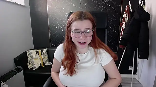 littleviki7 online show from 31, 12, 2024