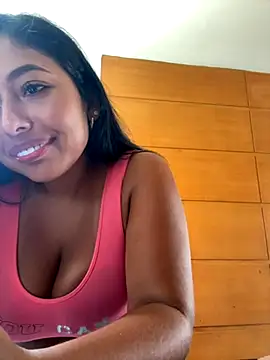 emmyjhonson07 online show from 12, 9, 2025