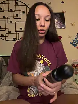  Neeka  online show from 8, 1, 2025