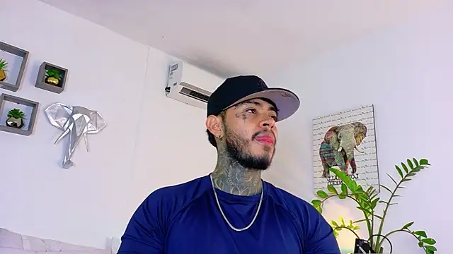 JordanSmiith  online show from 25, 2, 2026