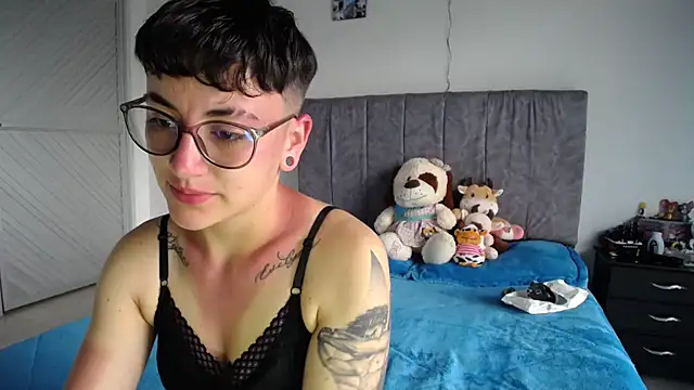 linda 33 online show from 13, 4, 2026