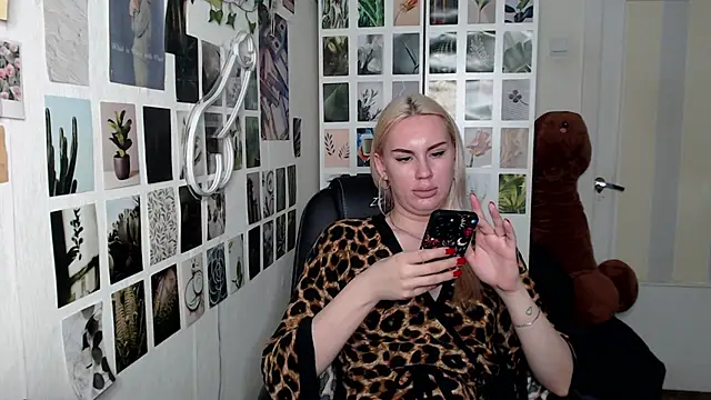 CapriScorpion online show from 27, 10, 2025