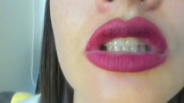 Snapshot of queen_fetish chatting on 1, 7, 2026 queen fetish online show from 1, 7, 2026