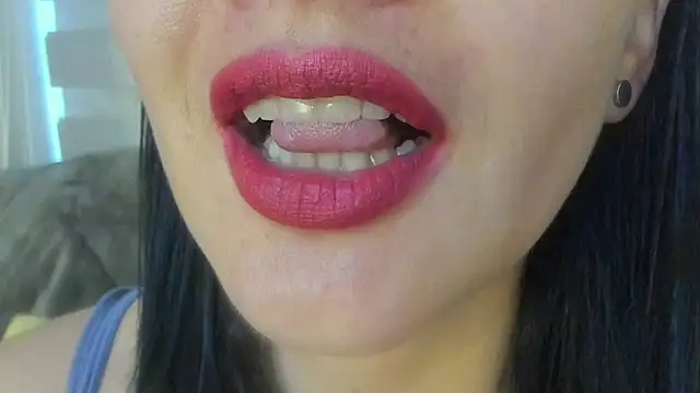 Snapshot of queen_fetish chatting on 18, 7, 2026 queen fetish online show from 18, 7, 2026