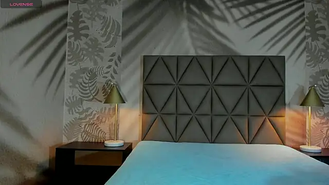 AnneDixie online show from 7, 3, 2026