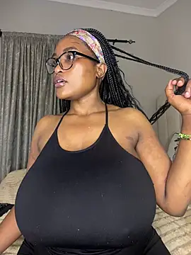 Bustygoddess32 online show from 13, 2, 2026