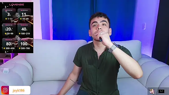 Snapshot of Jey_keler1 chatting on 22, 11, 2025 Jey keler1 online show from 22, 11, 2025