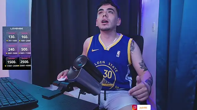 Snapshot of Jey_keler1 chatting on 12, 4, 2026 Jey keler1 online show from 12, 4, 2026