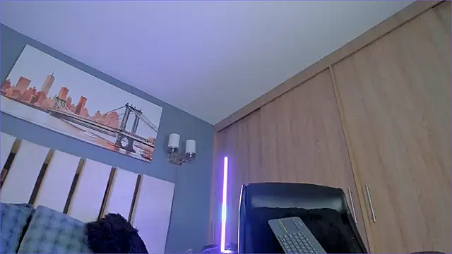 Bambi gurl online show from 7, 2, 2026