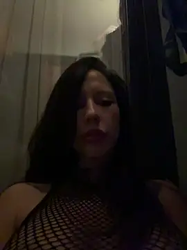 Snapshot of BellaGiaxx chatting on 2, 11, 2025 BellaGiaxx online show from 2, 11, 2025