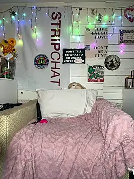 Snapshot of TrenaAnne chatting on 1, 3, 2026 TrenaAnne online show from 1, 3, 2026