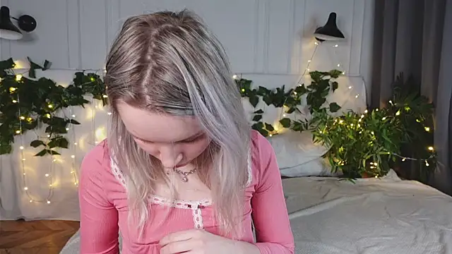 Beatrica Klein online show from 16, 3, 2025