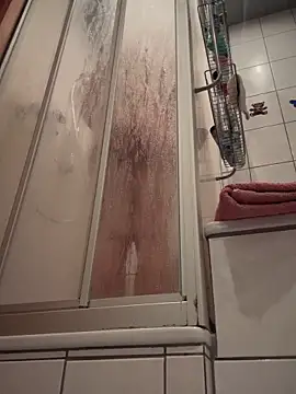 Snapshot of Bennyben8604 chatting on 14, 12, 2024 Bennyben8604 online show from 14, 12, 2024