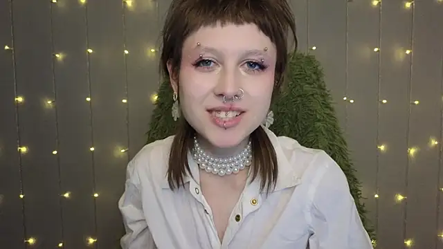 Snapshot of kortny_yo chatting on 5, 1, 2025 kortny yo online show from 5, 1, 2025